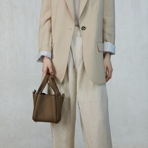 NWT Songmont Bucket Bag Genuine Leather Medium